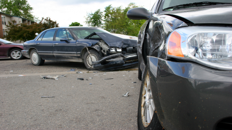 Two cars in an accident