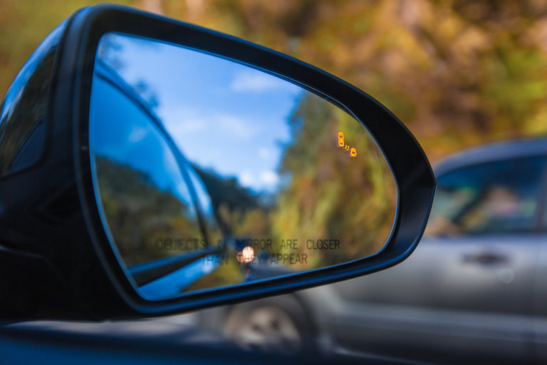 blindspot in rearview mirror