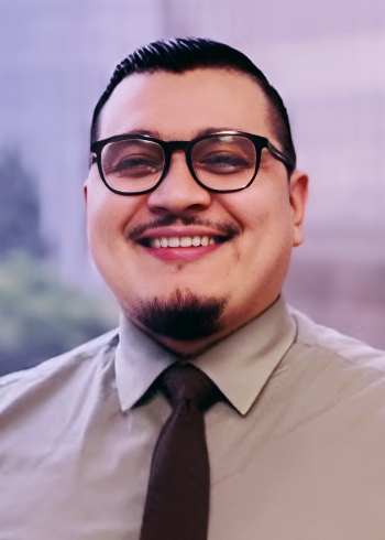 Edgar Andrade is a case manager at J&Y Law Firm in Los Angeles, CA