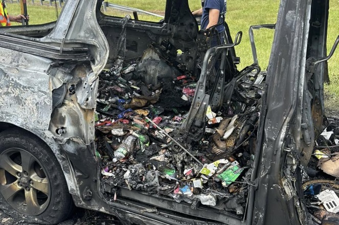 a van carry over 2000 vapes burst into flames in connecticut