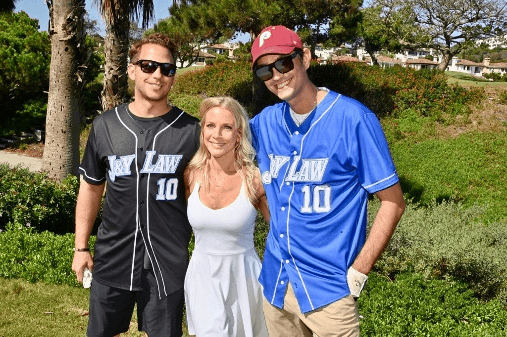 support-pet-welfare-5th-annual-fix’n-fidos-golf-tournament-jy-law-steps-up-to